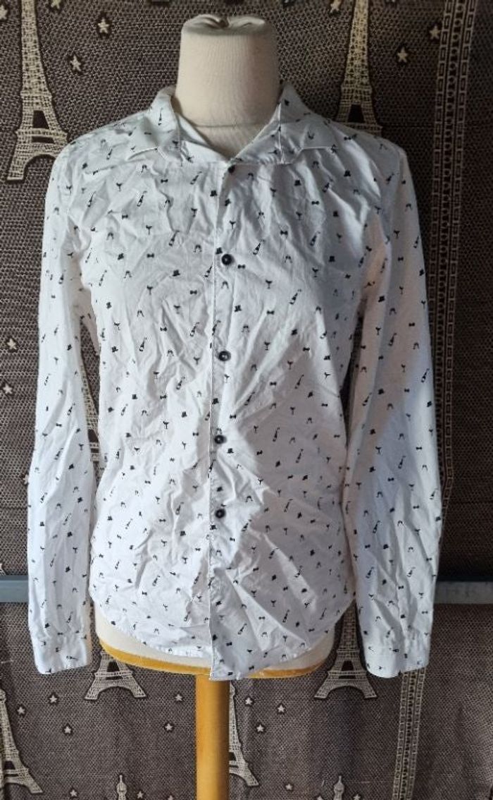Chemise blanche à motifs noir 🥂🍾 taille M Slim fit - photo numéro 1