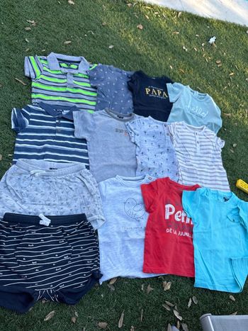 Lot de 13 vêtements Kiabi en 18 mois