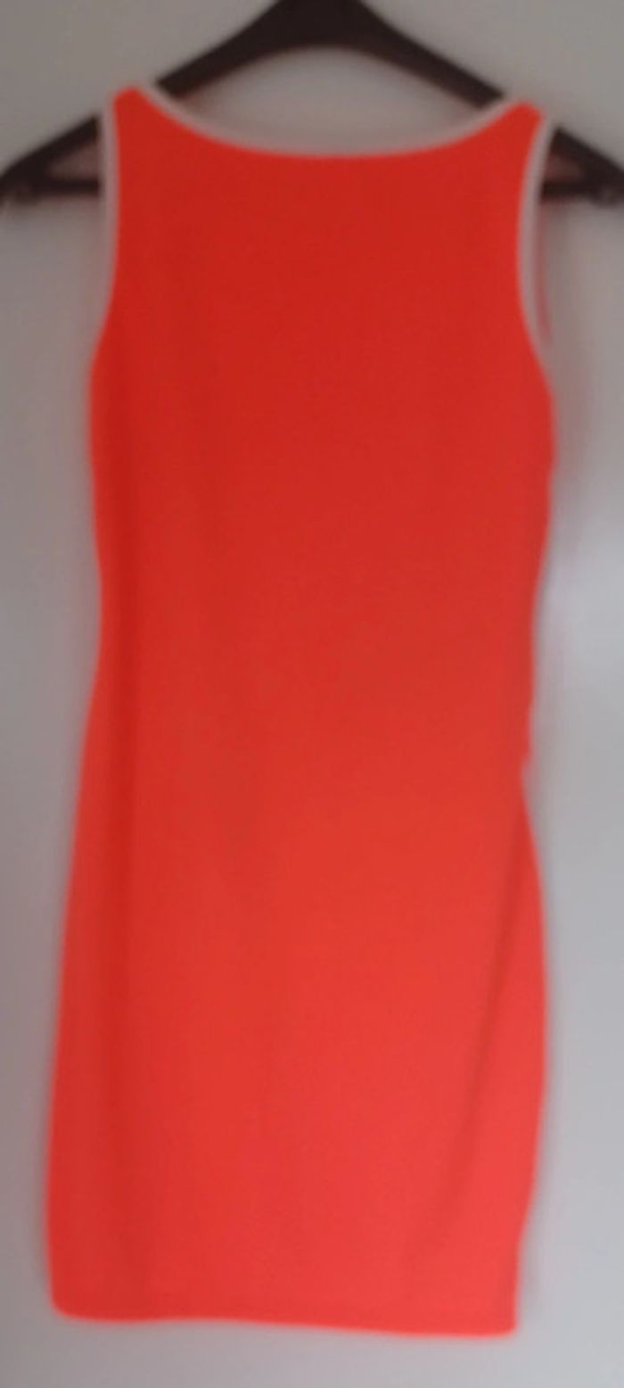 Petite robe flashy - photo numéro 2