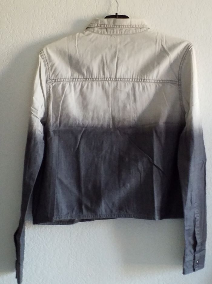 Chemise bicolores taille 38 très bon état - photo numéro 3