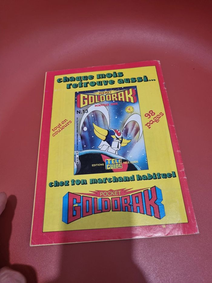 lot de 4 candy teleguide (dont 1 poster et 6 autocollants) - photo numéro 7