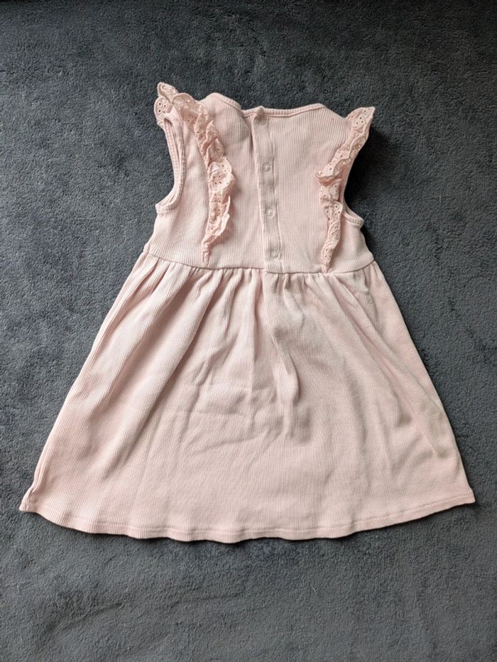 Robe Kiabi 24 mois - photo numéro 2