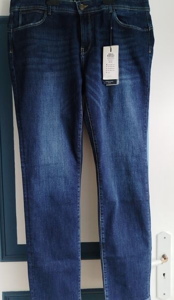 Jeans ONLY
