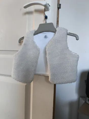 Gilet sans manches taille 2