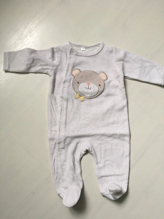Pyjama velours 6 mois - photo numéro 9
