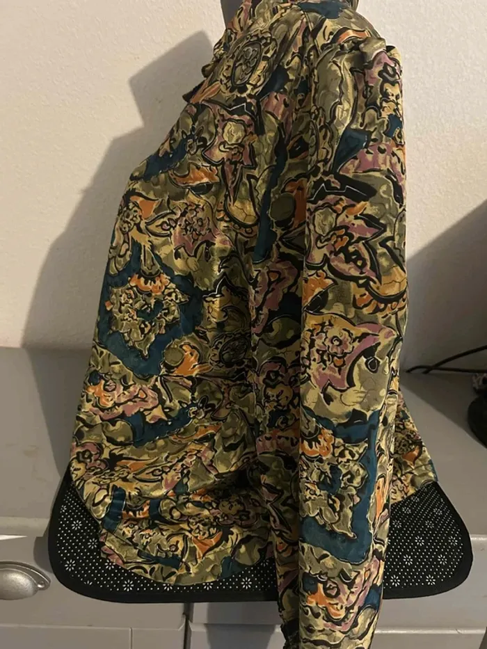 Chemise blouse vintage à manches longues, en excellent état, taille 44. - photo numéro 3