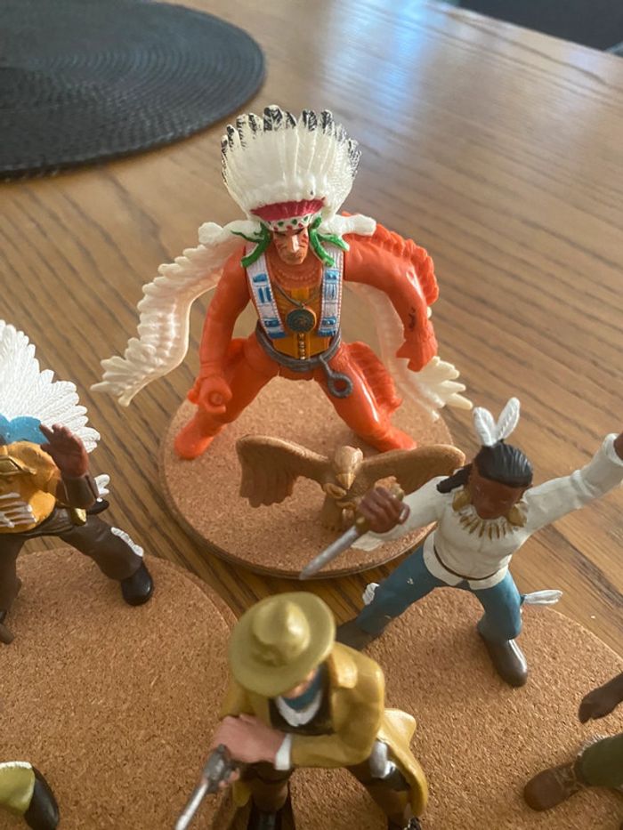 Lot de figurines cowboys et indiens - photo numéro 6