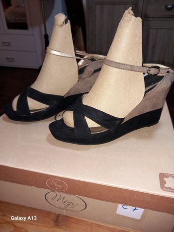 Magnifiques Sandales Compensées Camaïeu – Taille 38