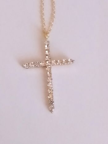 Chaîne + pendentif religieux