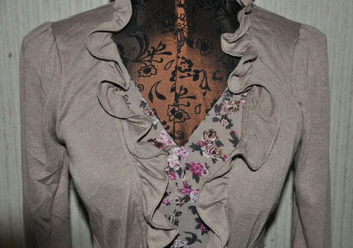 Gilet taupe faux chemisier - Ctelle - T.S/M - Neuf - photo numéro 4