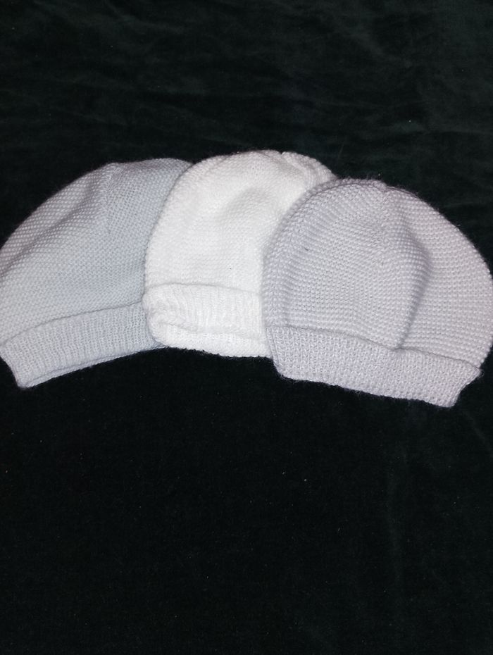 Lot de 3 bonnets 1 à 3 mois