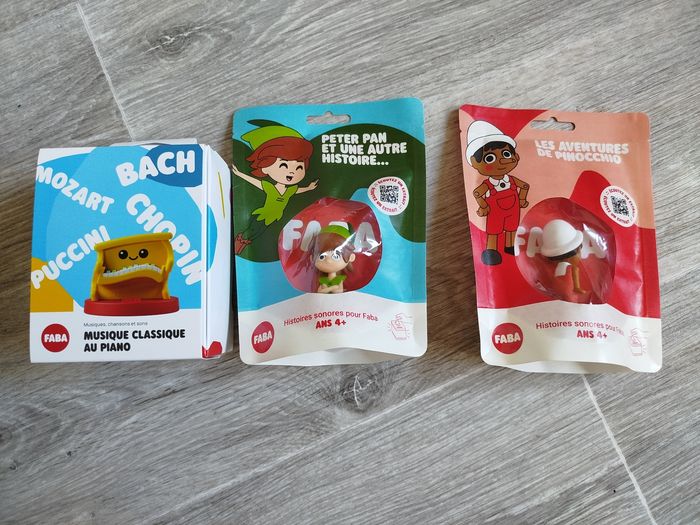 Figurines faba Pinocchio, peter Pan et piano