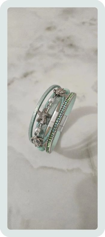 Bracelet en cuir pour femmes