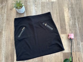 - Jupe Jolivia (F) - Taille L - Bon état, petit accro