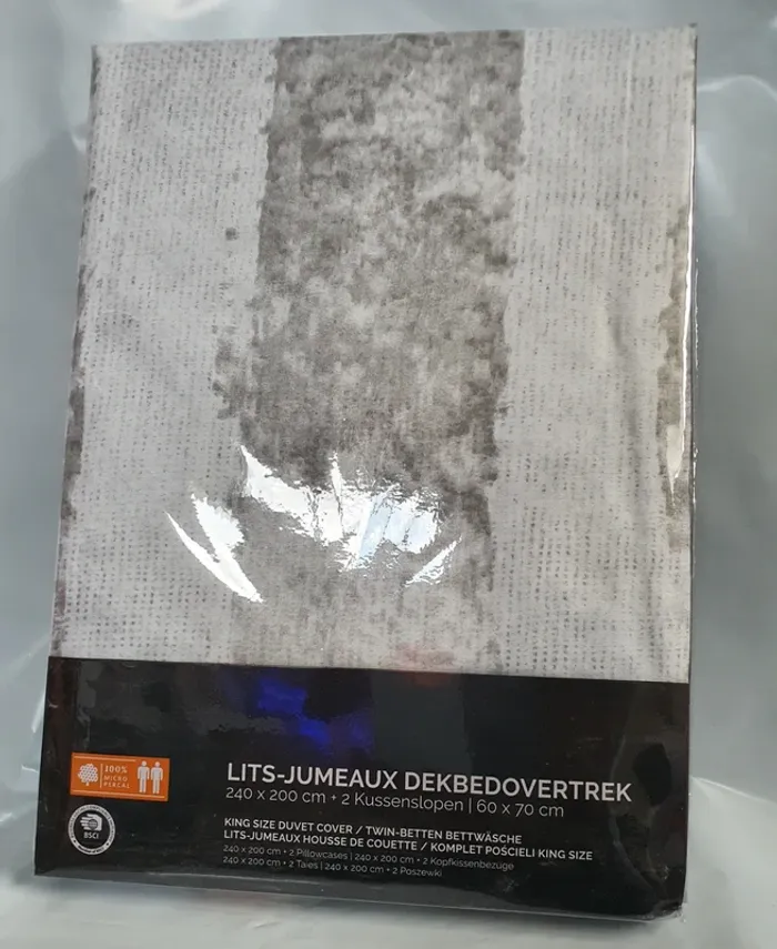 House de couette avec 2 têtes d'oreiller - photo numéro 2