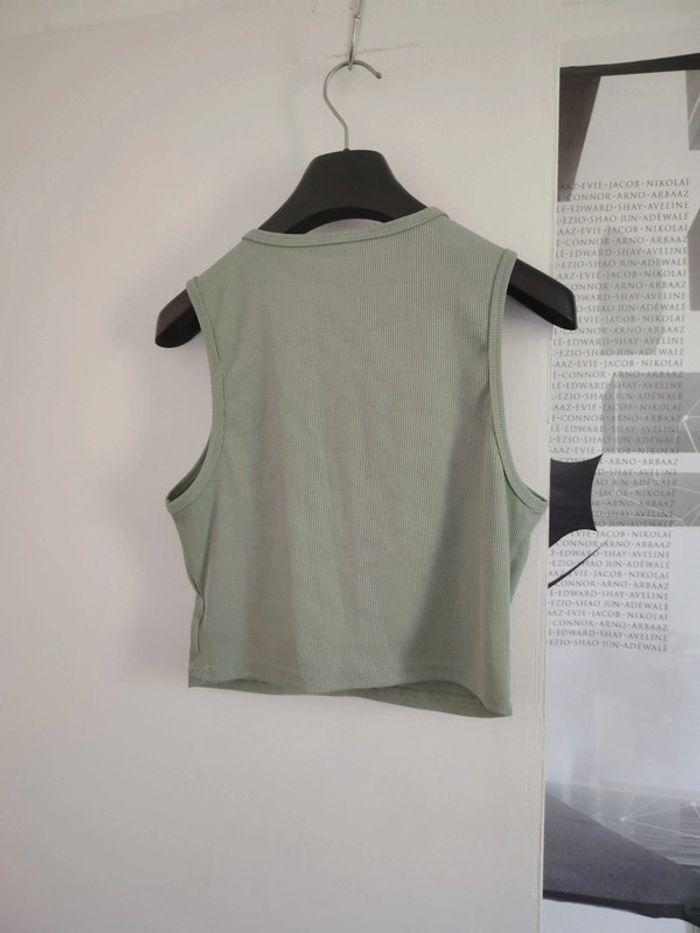 Crop top shein M - photo numéro 3
