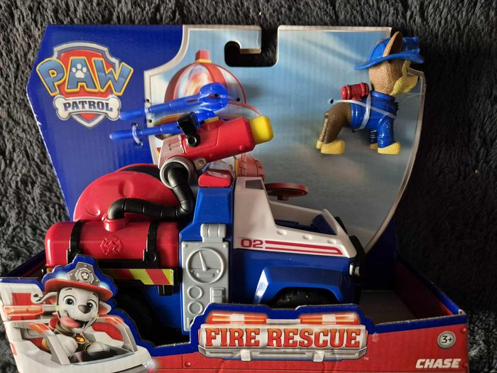 Figurine et véhicule Paw Patrol Pat’Patrouille Fire Rescue Chase - photo numéro 2