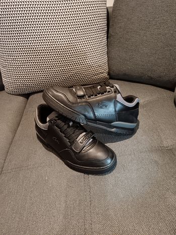 Baskets Lacoste original très propres en très bon état taille 43