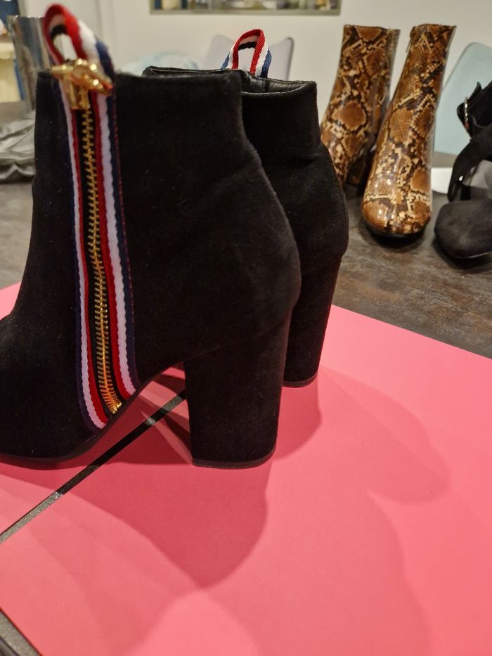 Bottine noire glamour - photo numéro 4