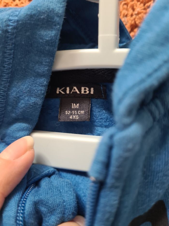 Gilet - 1 mois - photo numéro 3