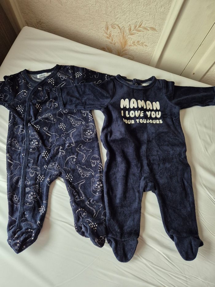 Lot de 10 pyjamas • 3 mois/garçon - photo numéro 3
