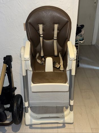 Chaise haute