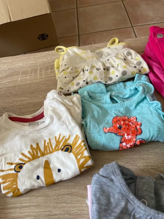 Lot fille 6 mois (14 pièces) - photo numéro 3