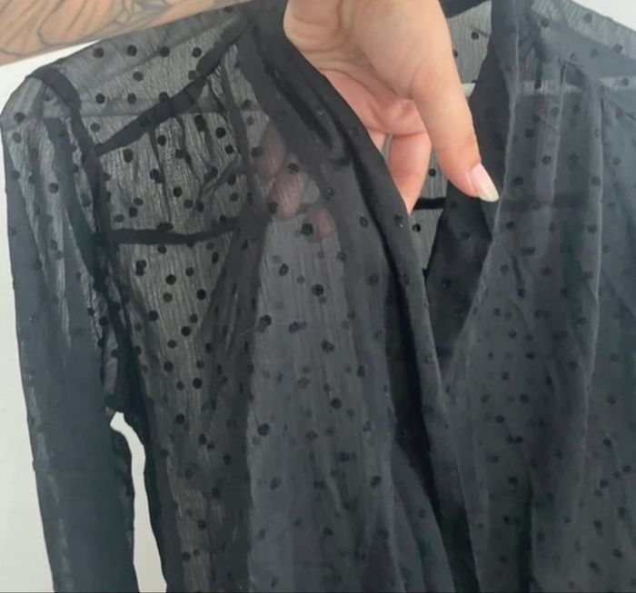 🌸jolie Body manches longues transparent à pois taille M stradivarius 🌸 - photo numéro 3