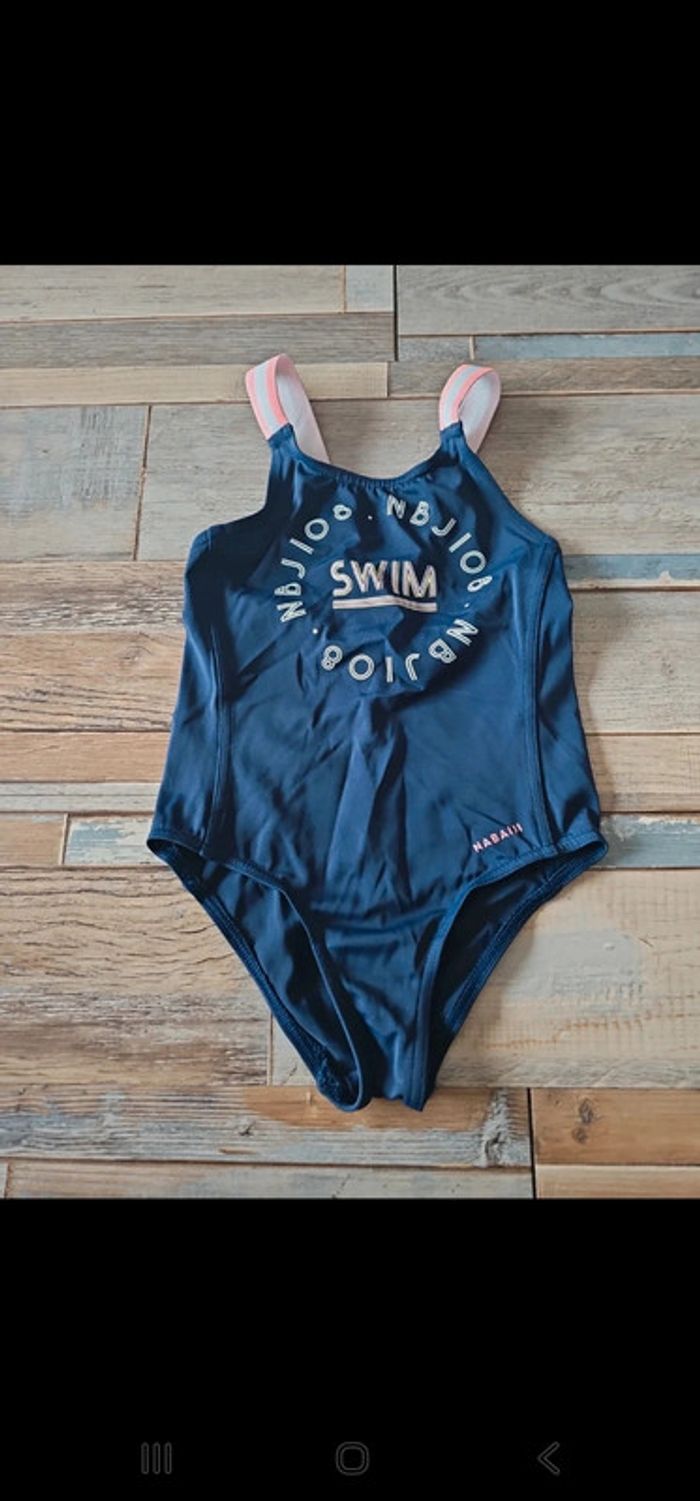 Maillot de bain fille nabaiji taille 5 ans