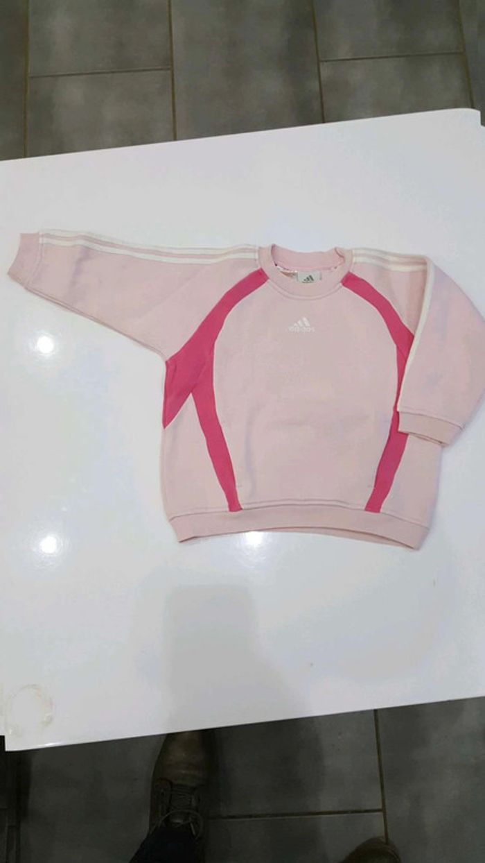 Sweat  Adidas 3  ans