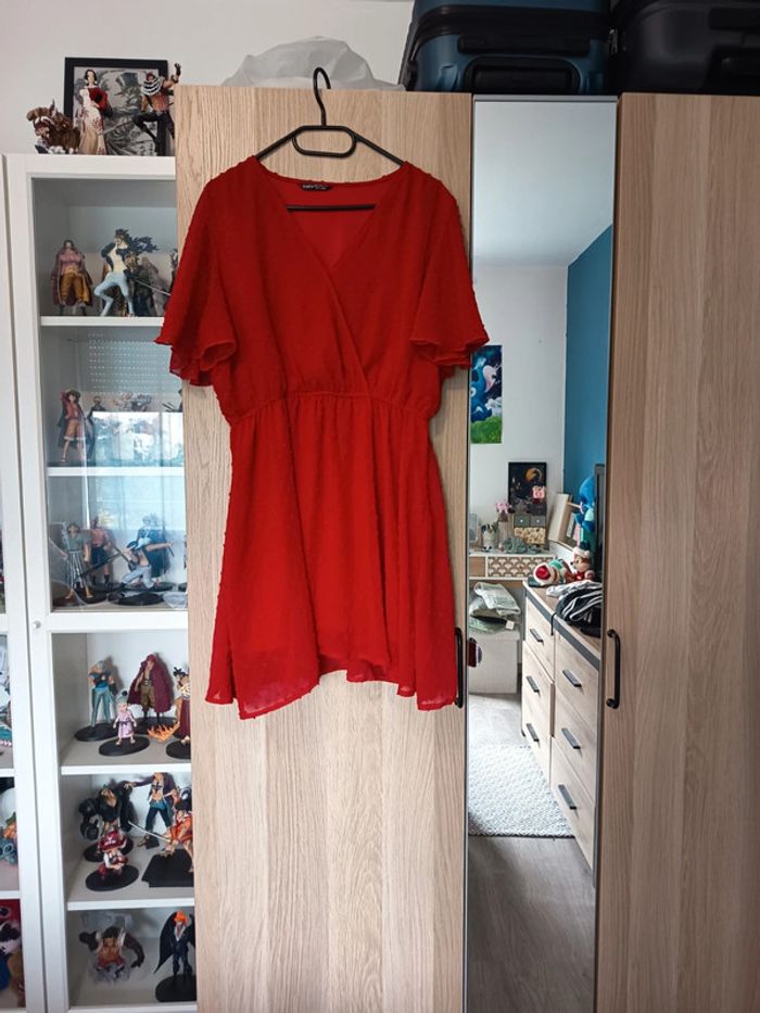 Robe rouge plumetis neuve shein - Taille L 40-42