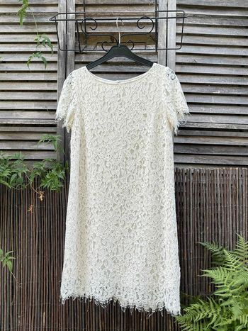 Robe dentelle crème femme