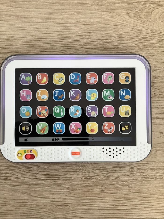 Ma Tablette Éveil Progressif Rires et Éveil Fisher-Price