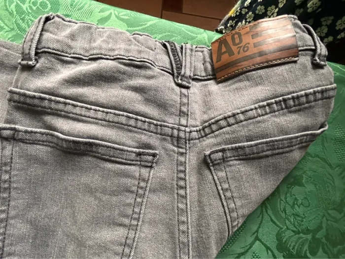 Jeans 👖 gris 10 ans garçon Ao 76 - photo numéro 3