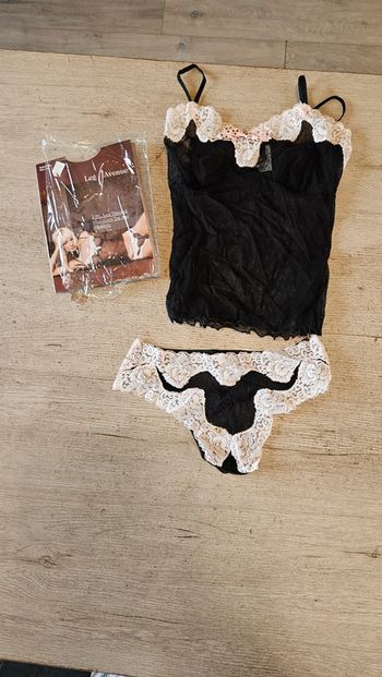 Ensemble de lingerie noir et beige, Leg Avenue, M/L, neuf emballé