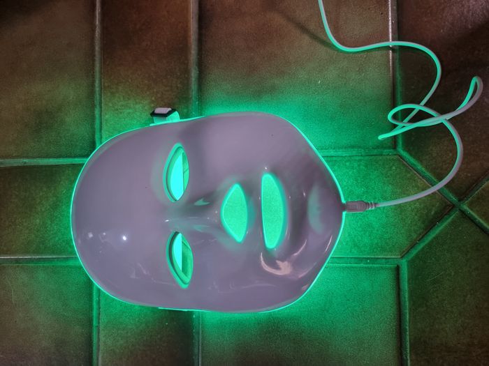 Lot soin visage, masque à led luminothérapie, sauna facial et embout vapeur pour inhalation - photo numéro 7