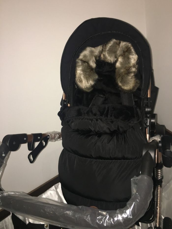 Gigoteuse imperméable noire – polaire , nid d'ange, sac de couchage - photo numéro 2