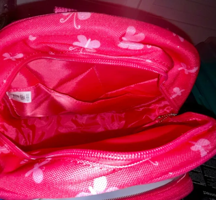Lot sac à dos + boîte + trousse + gomme Little Lovely - photo numéro 4