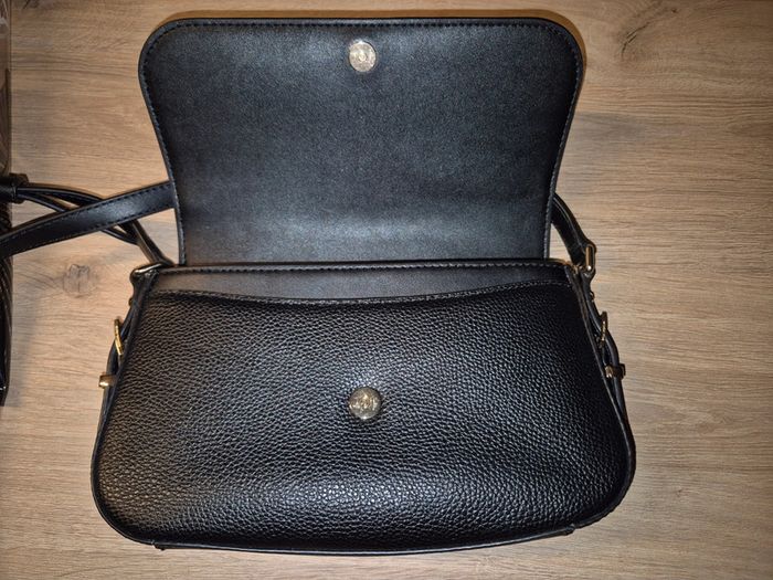 Sac bandoulière Michael Kors noir en cuir grainé - photo numéro 6