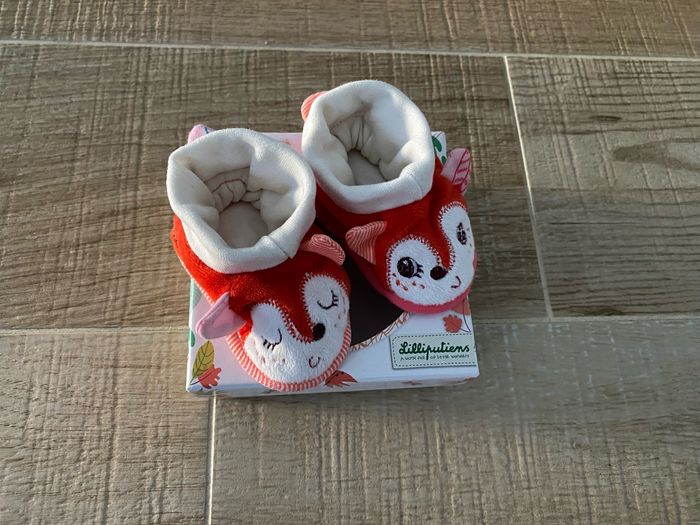 Chaussons bébé Alice  rouge/blanc Lilliputiens