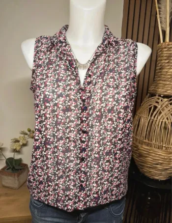 Chemise sans manches neuve