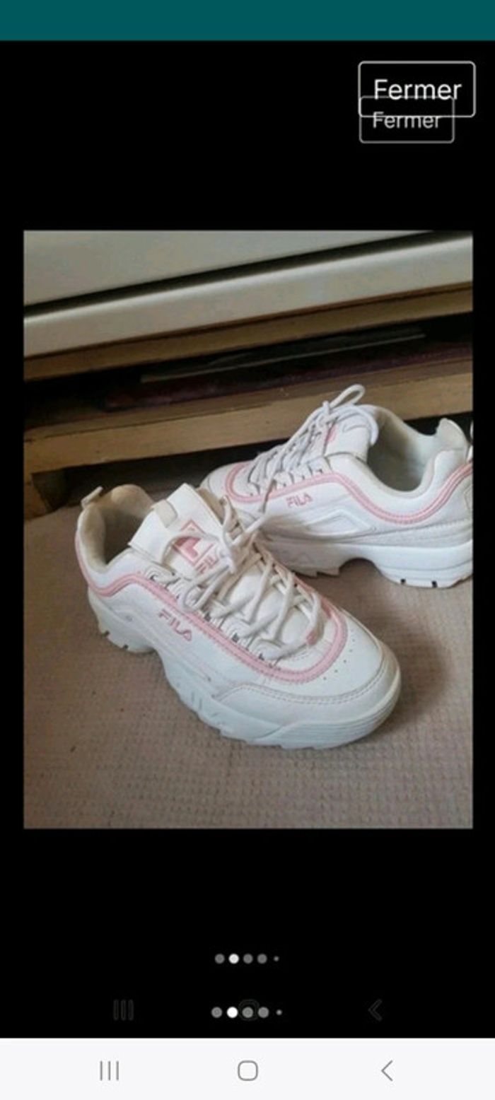 Baskets Fila 38,5 blanc rose
femme