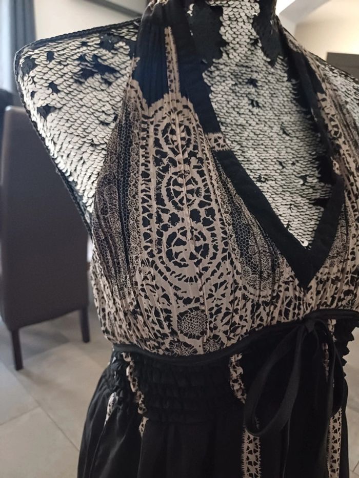 Robe dos nu - photo numéro 10