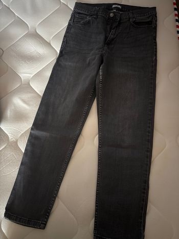 Jean mom 38