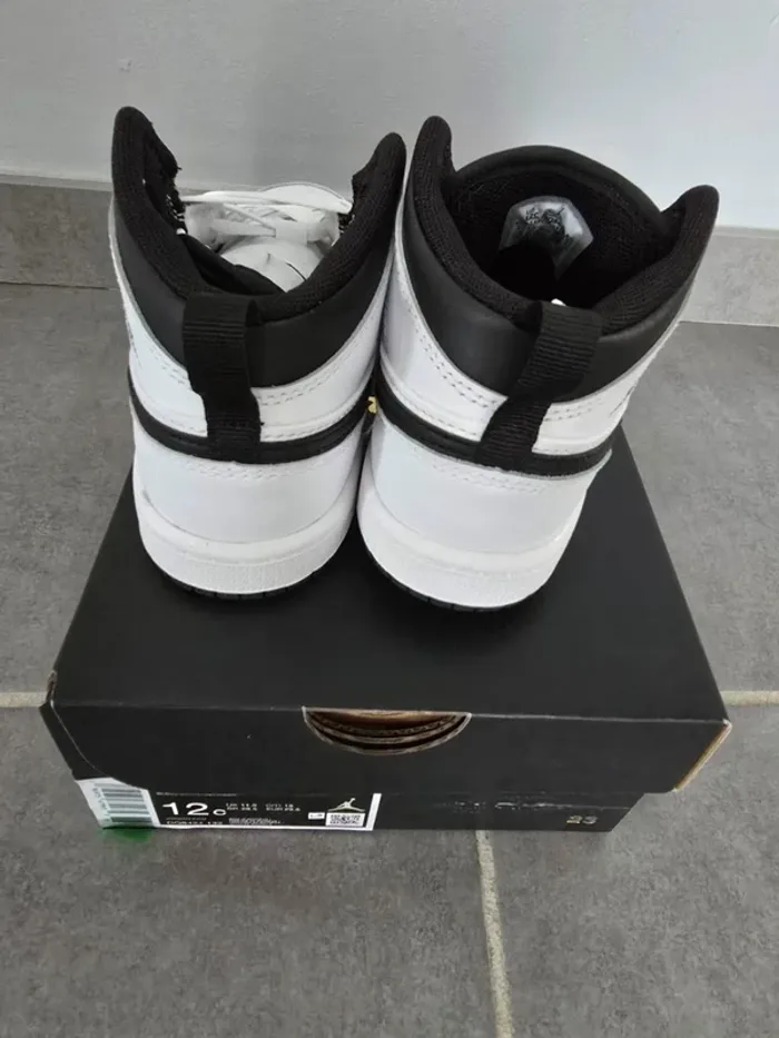 Basket montante Nike Jordan - photo numéro 2