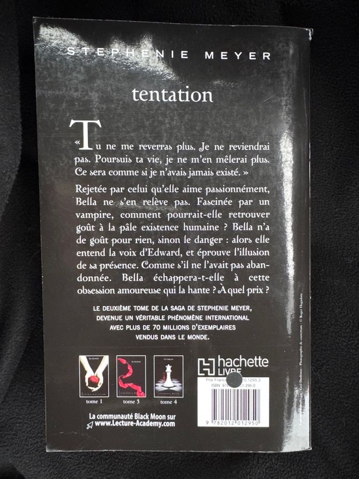 Twilight tome 2 tentation - photo numéro 2