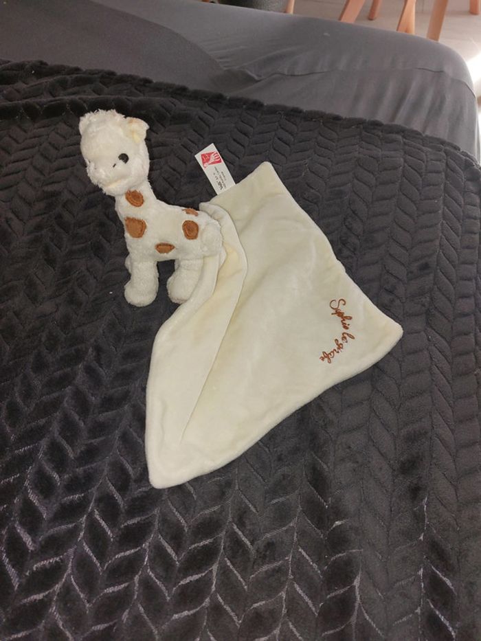 Doudou Sophie la girafe