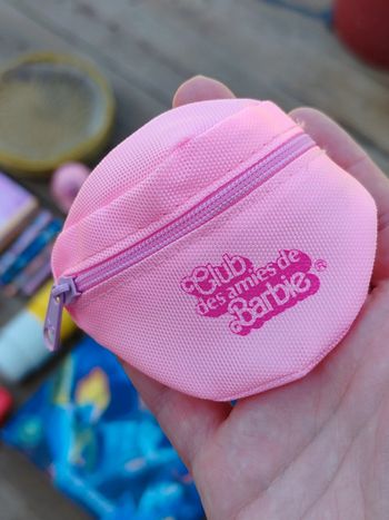 Porte monnaie - club des amies de barbie