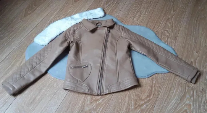Veste perfecto camel orchestra 8 ans neuf jamais porté