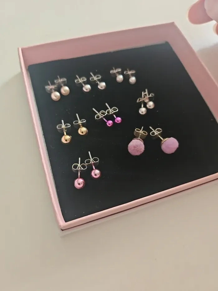 Lot de 8 paires de boucles d'oreille Claire's - photo numéro 2
